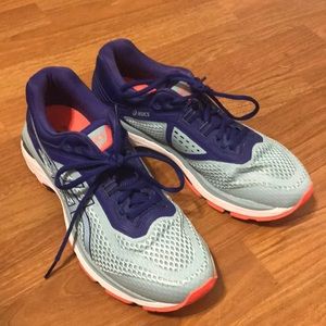 ASICS GT 2000 6 coral and teal green size 10.5